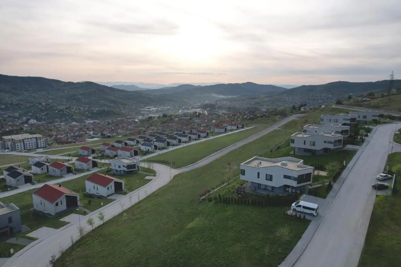Poljine Hills