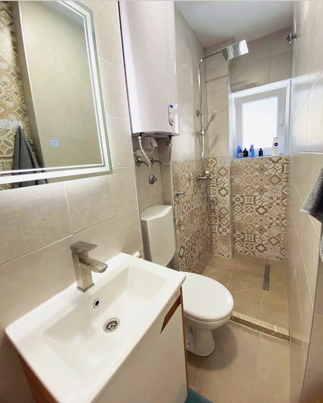 Demir Apartments