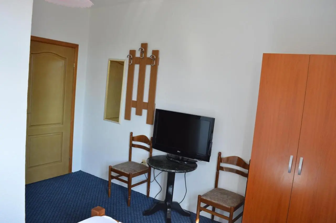 Motel Signal