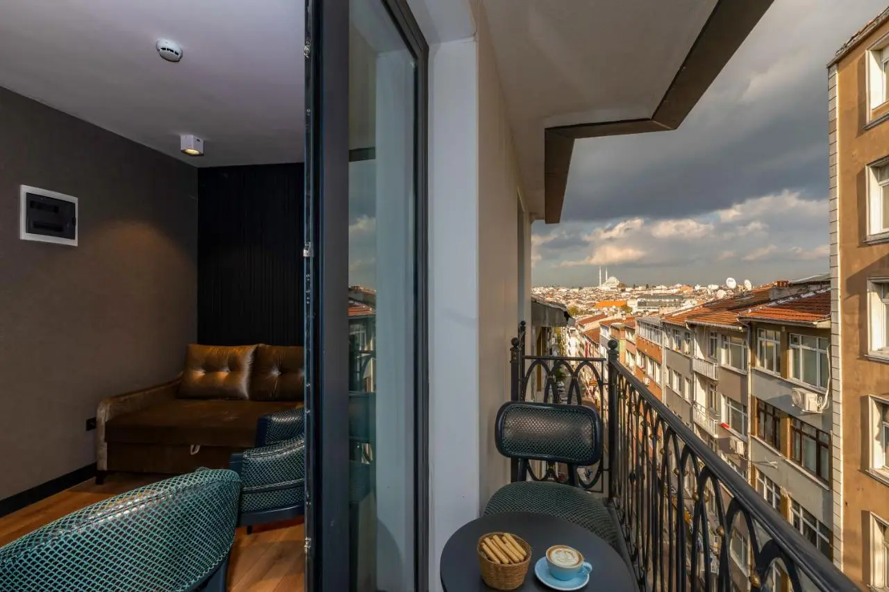 QUİ Hotel&SPA