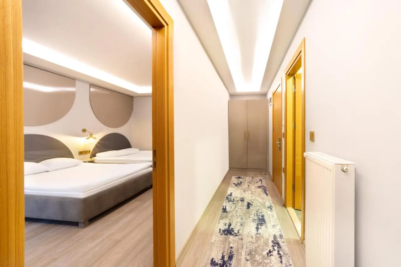 Family Time Suites Hotel