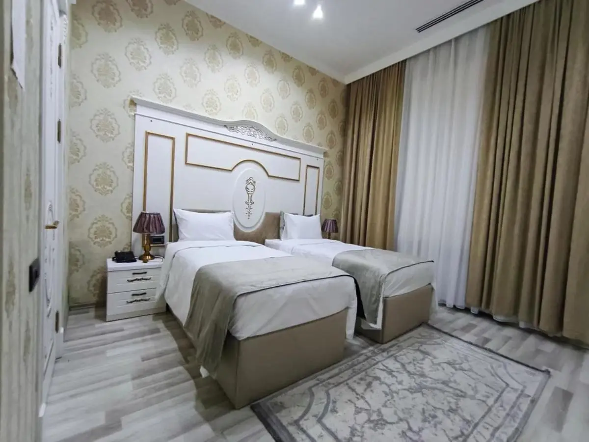 Nizami White Hotel City