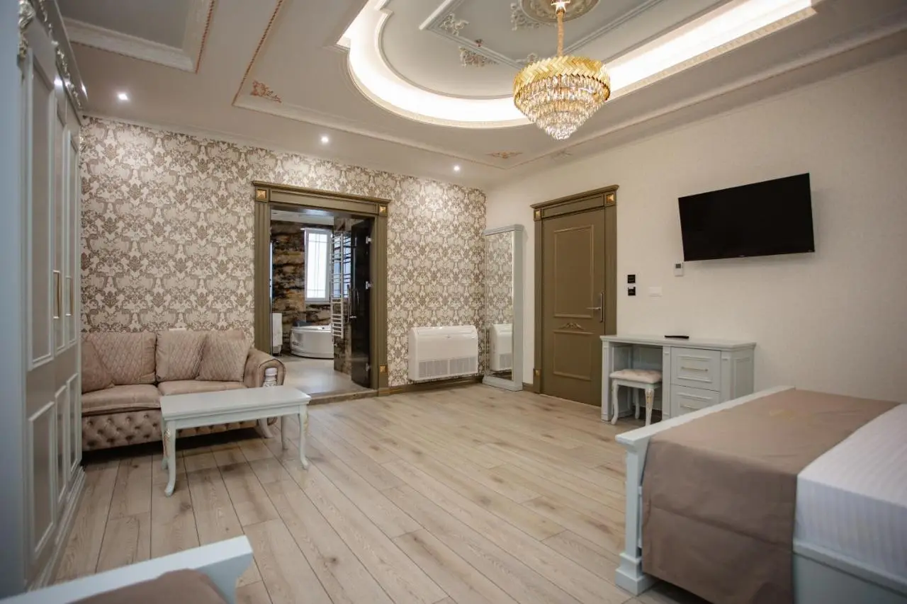 Ervini Boutique Hotel