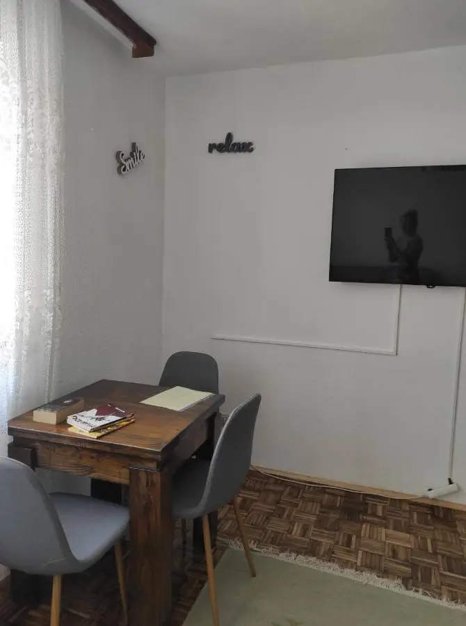 Ajsha Guesthouse