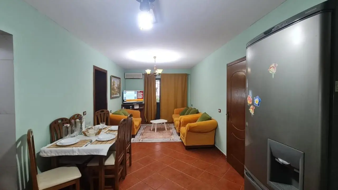 Calmly, spacious apartment next to USA embassy