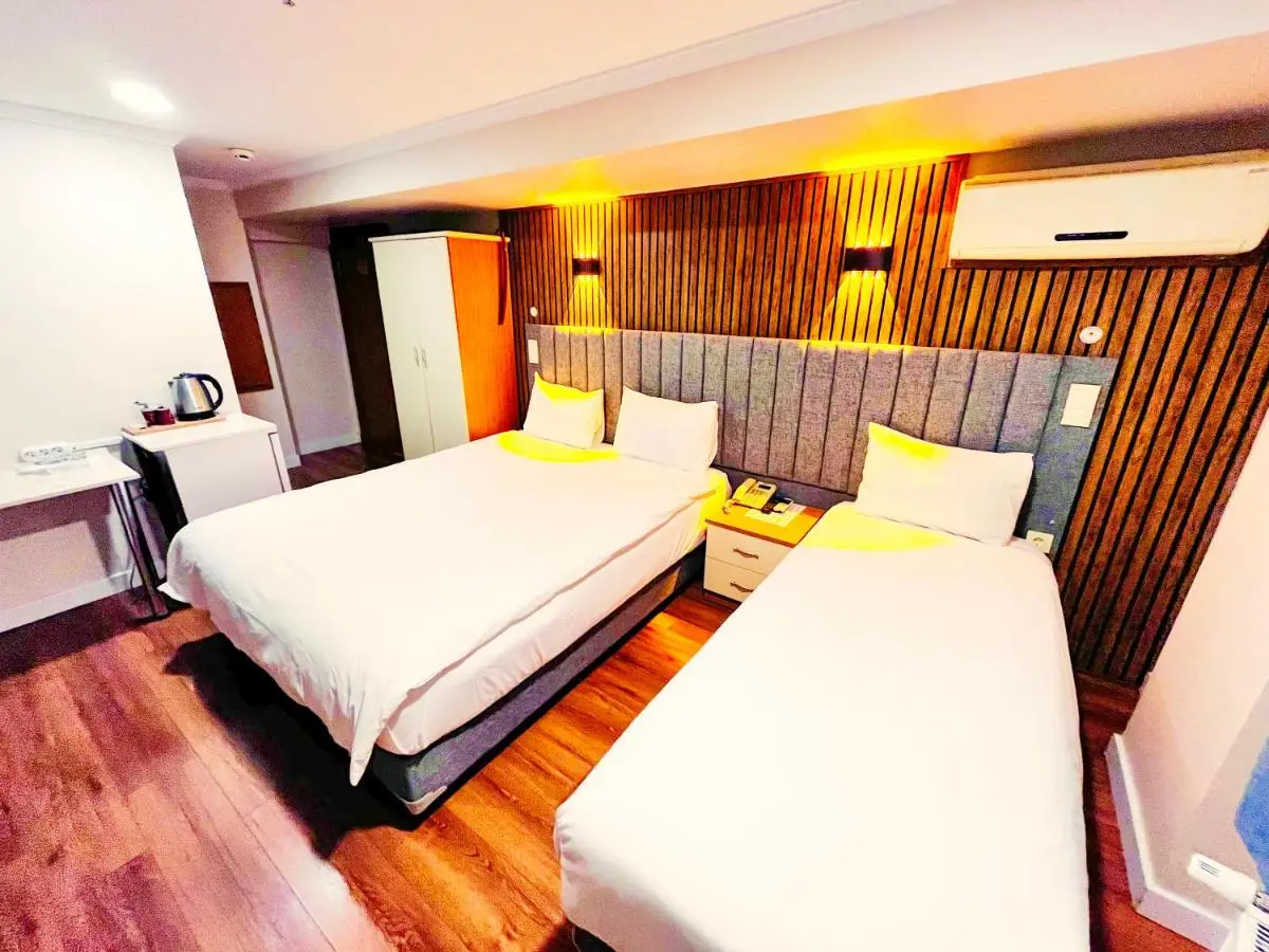 Naila Hotel