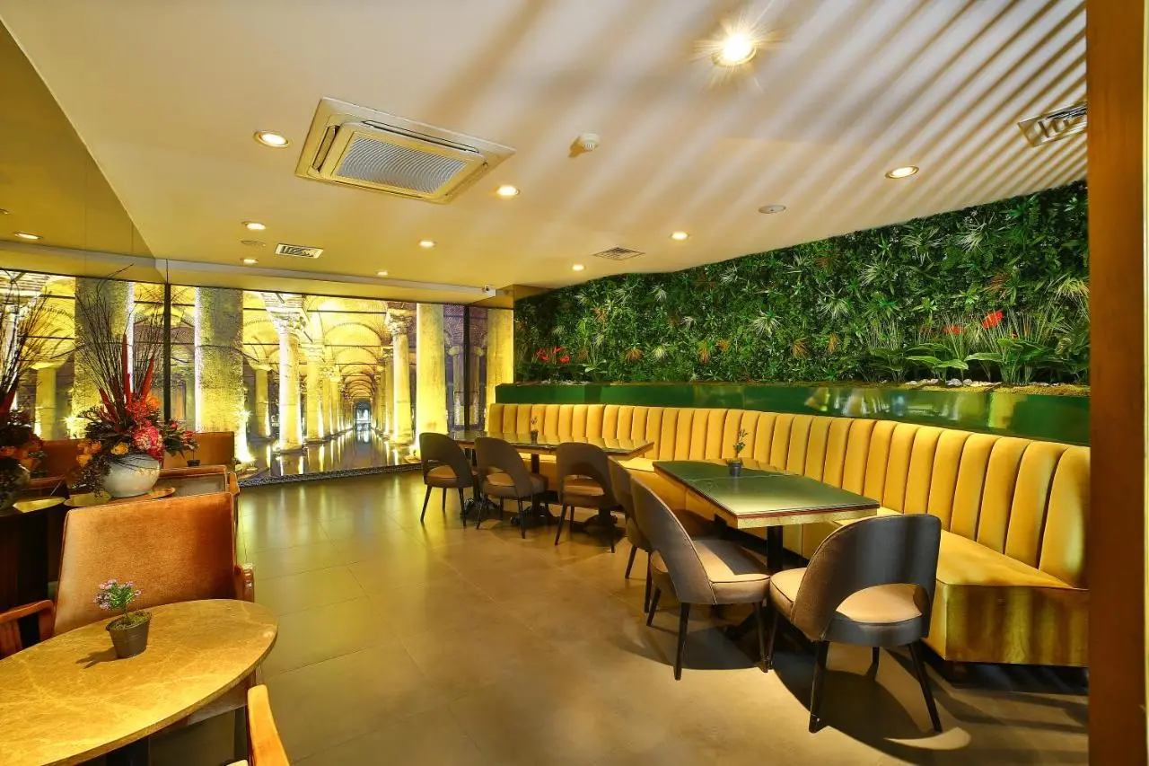 All Seasons Hotel