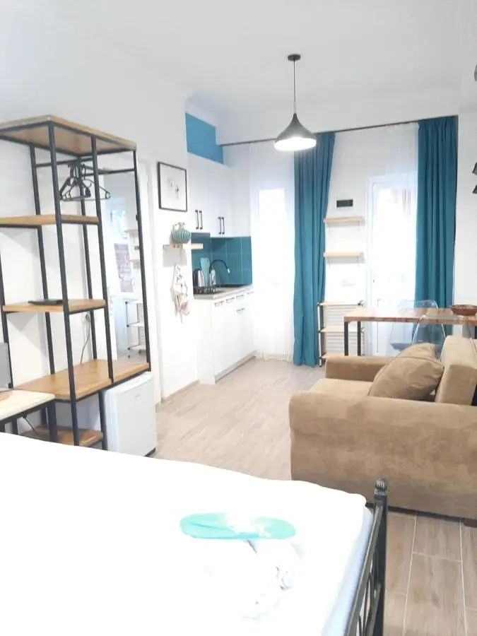 Marjani Terrace Rooms