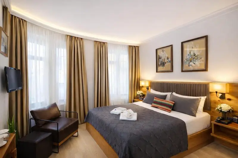 Double DD Hotel