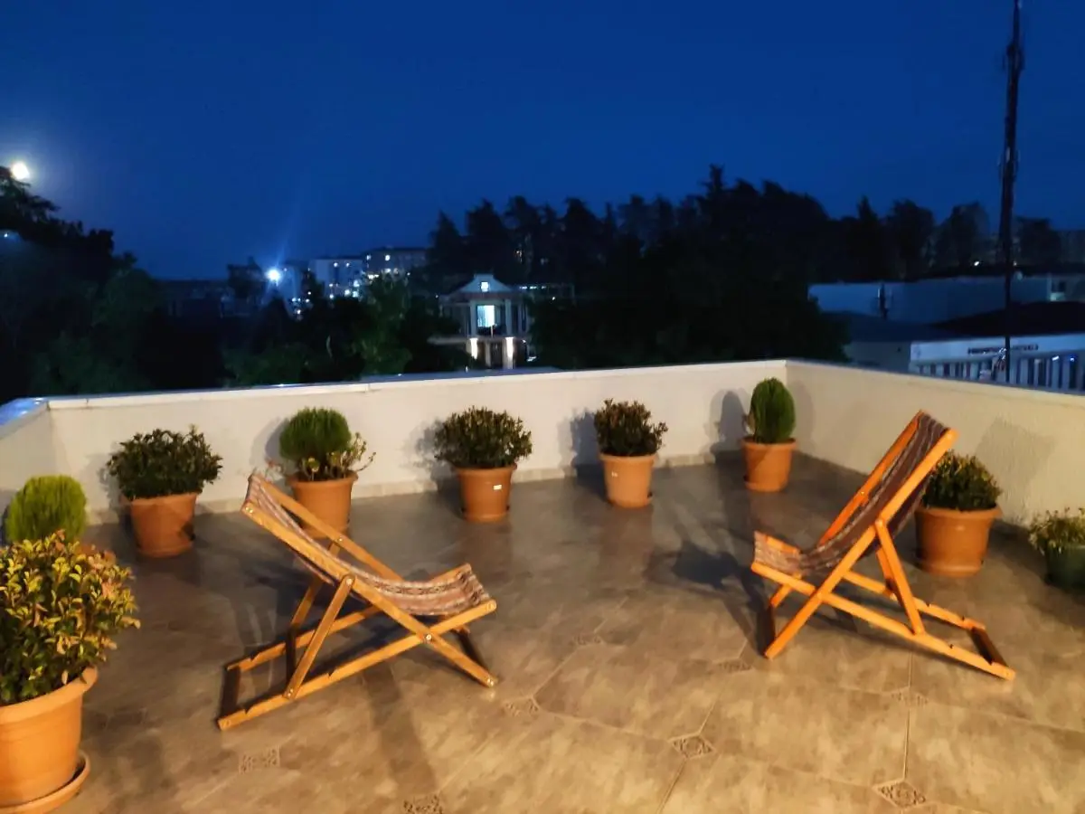 White Hotel Guesthouse