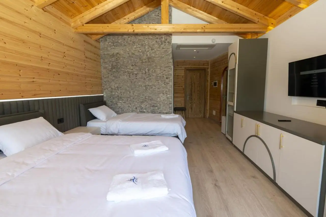 Hotel 5 Stinet