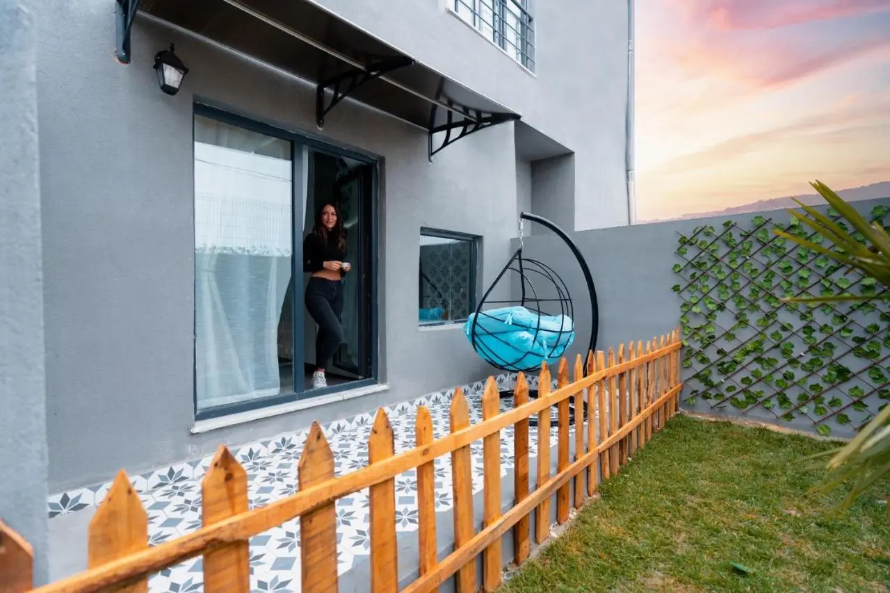 Melanj Airport Hotel