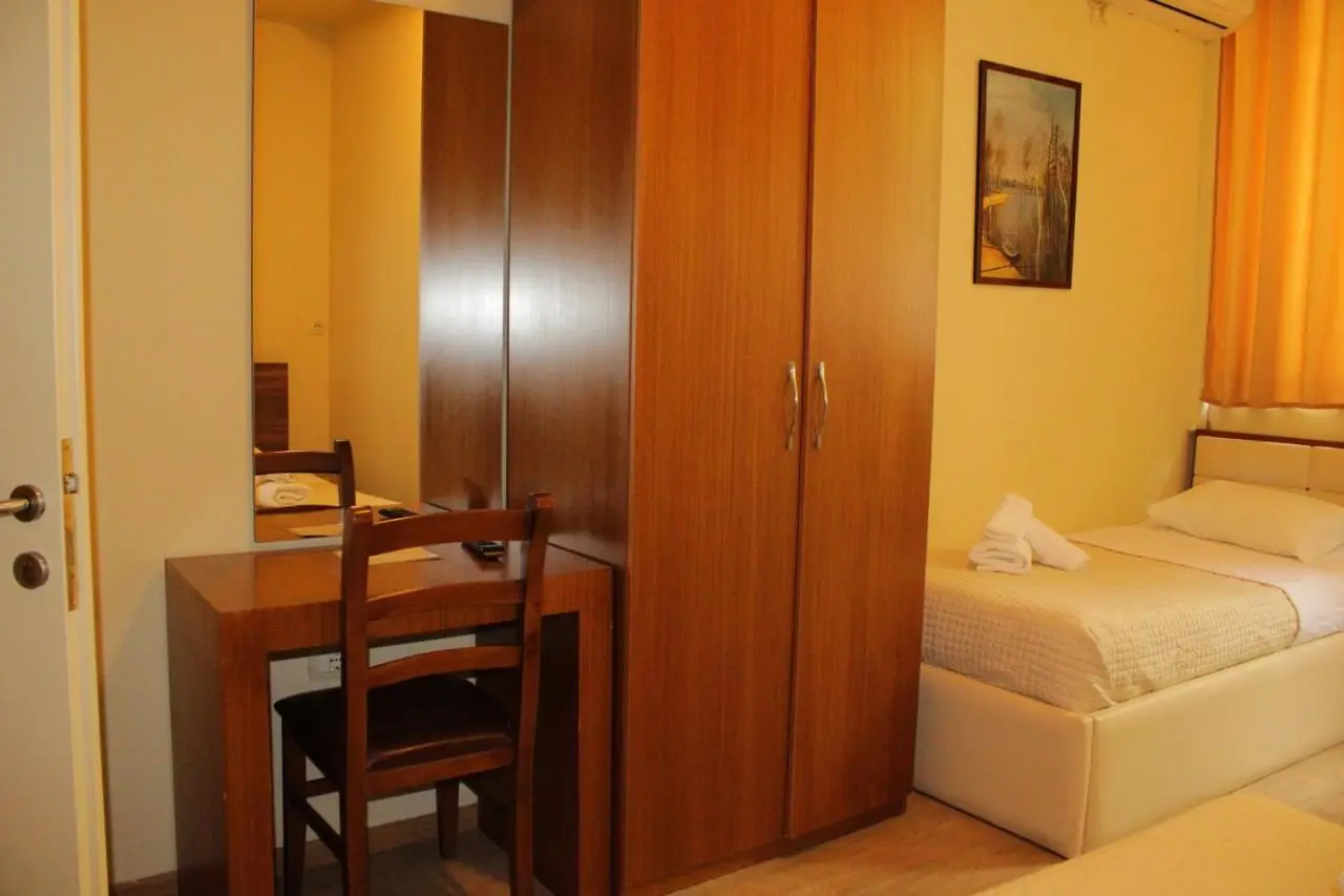 Bobi Hotel