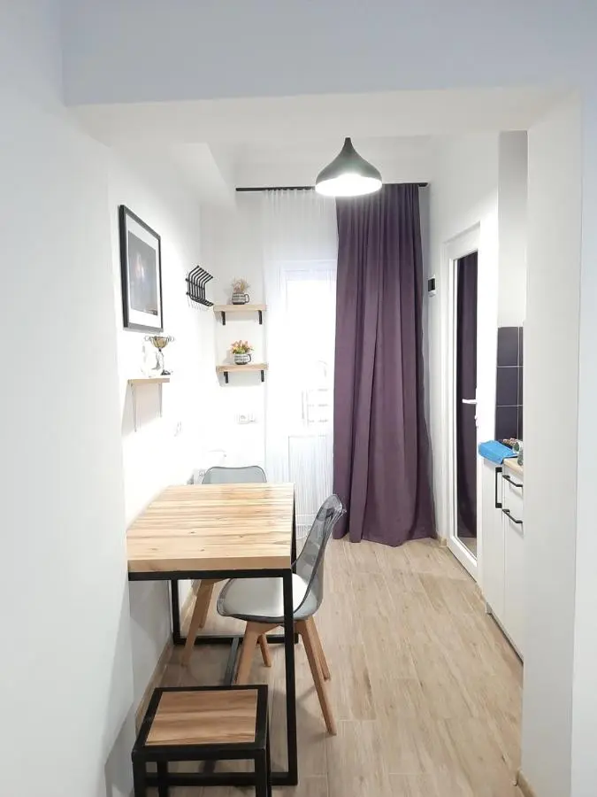 Style Apartment with Courtyard