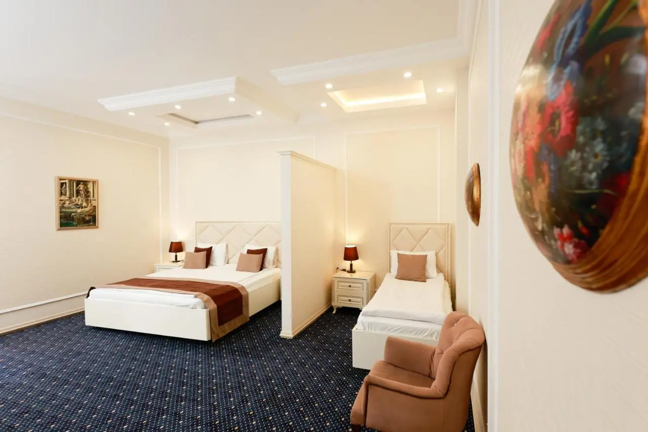 East Legend Hotel