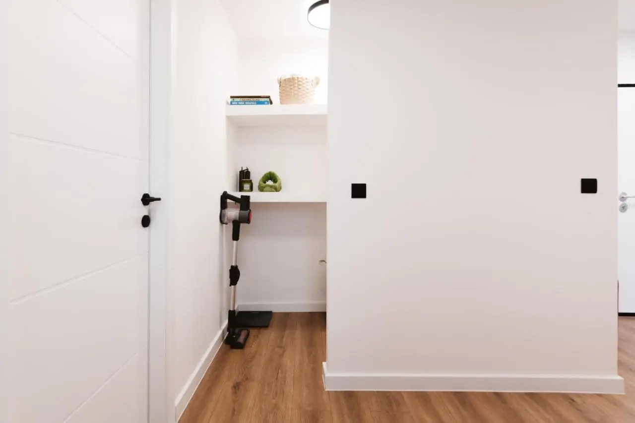 Central Apartment 44