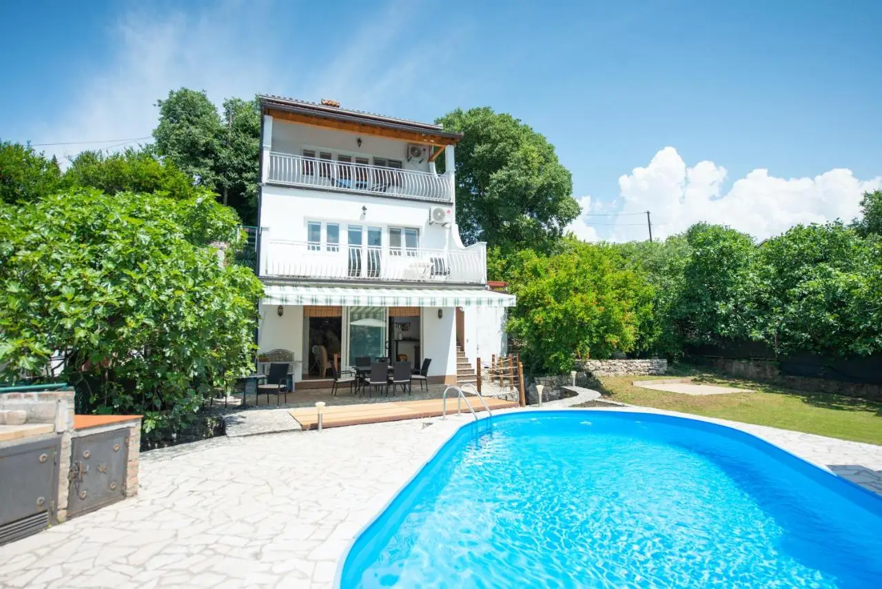 Villa Kosor Spring - Riverside