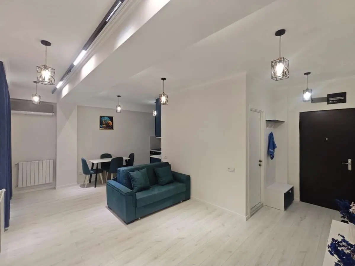 Cozy Flat by Rioni River, 50m from City Center