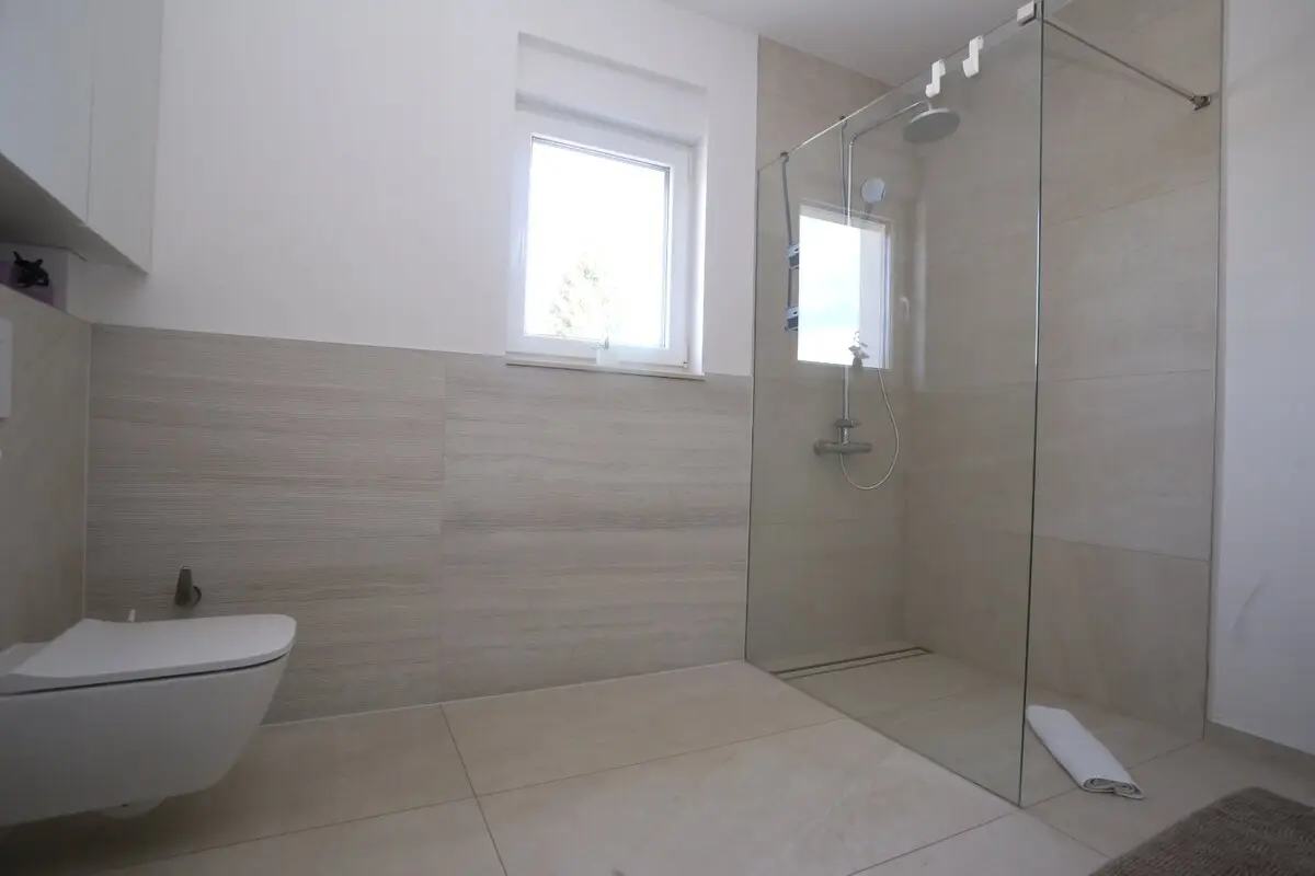 Spacious Modern House Ilidza