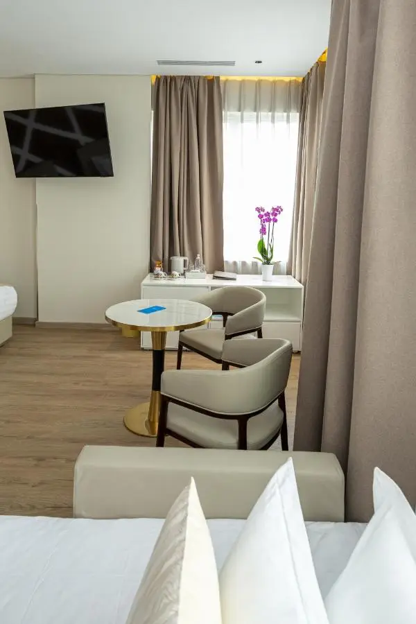 Sky Hotel Tirana