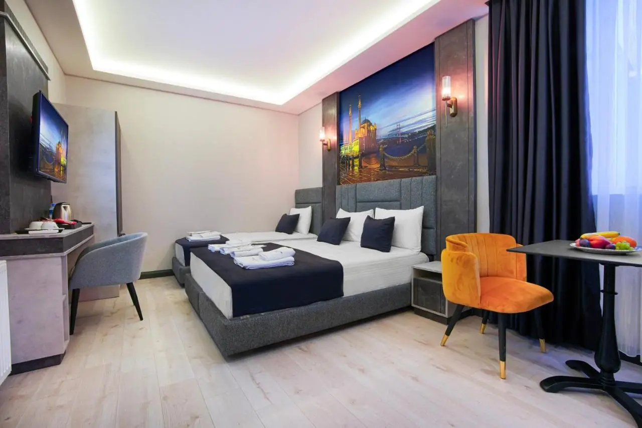 Comfort Point Two Hotel