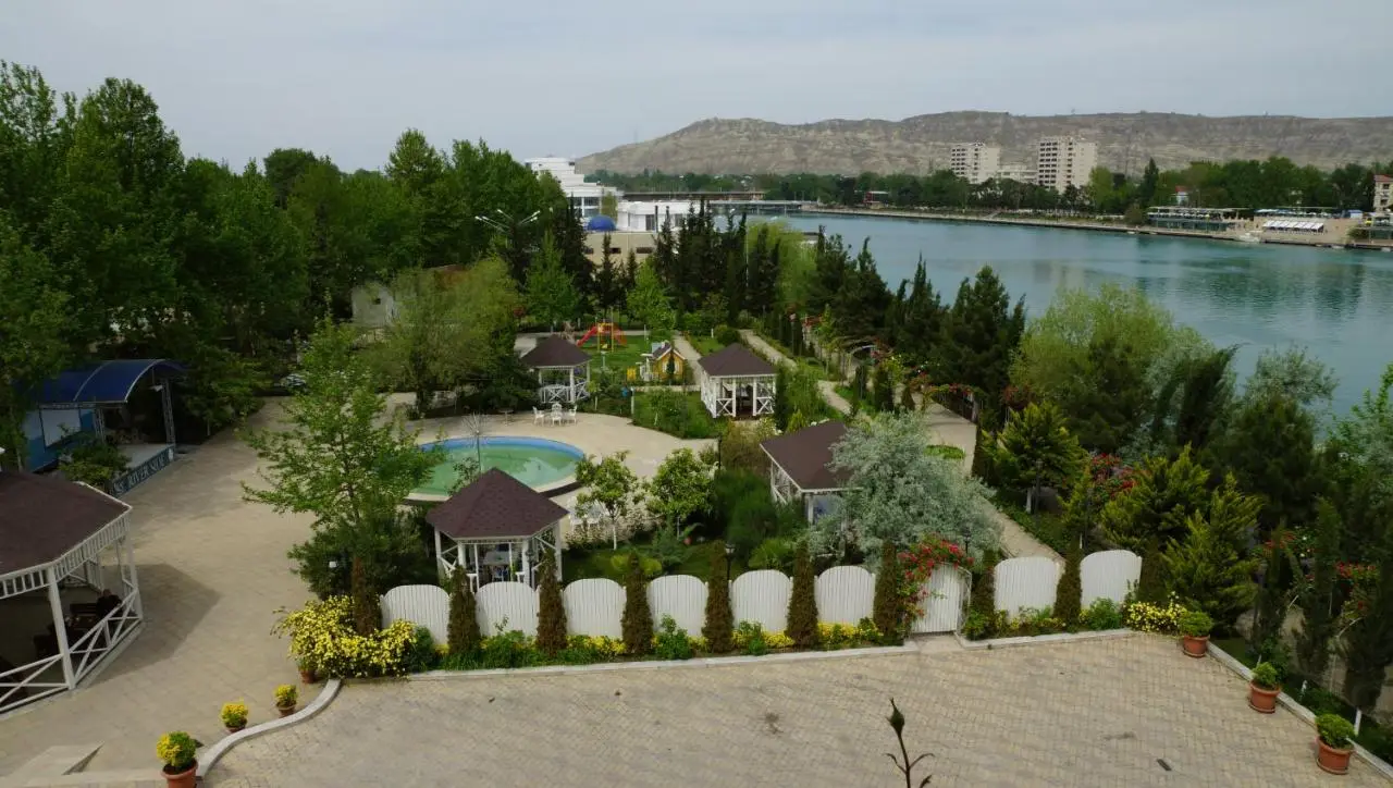River Side Hotel
