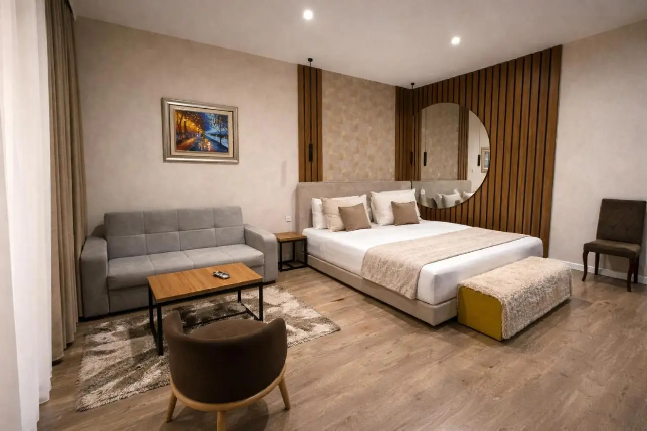 The Cozy Eight Hotel