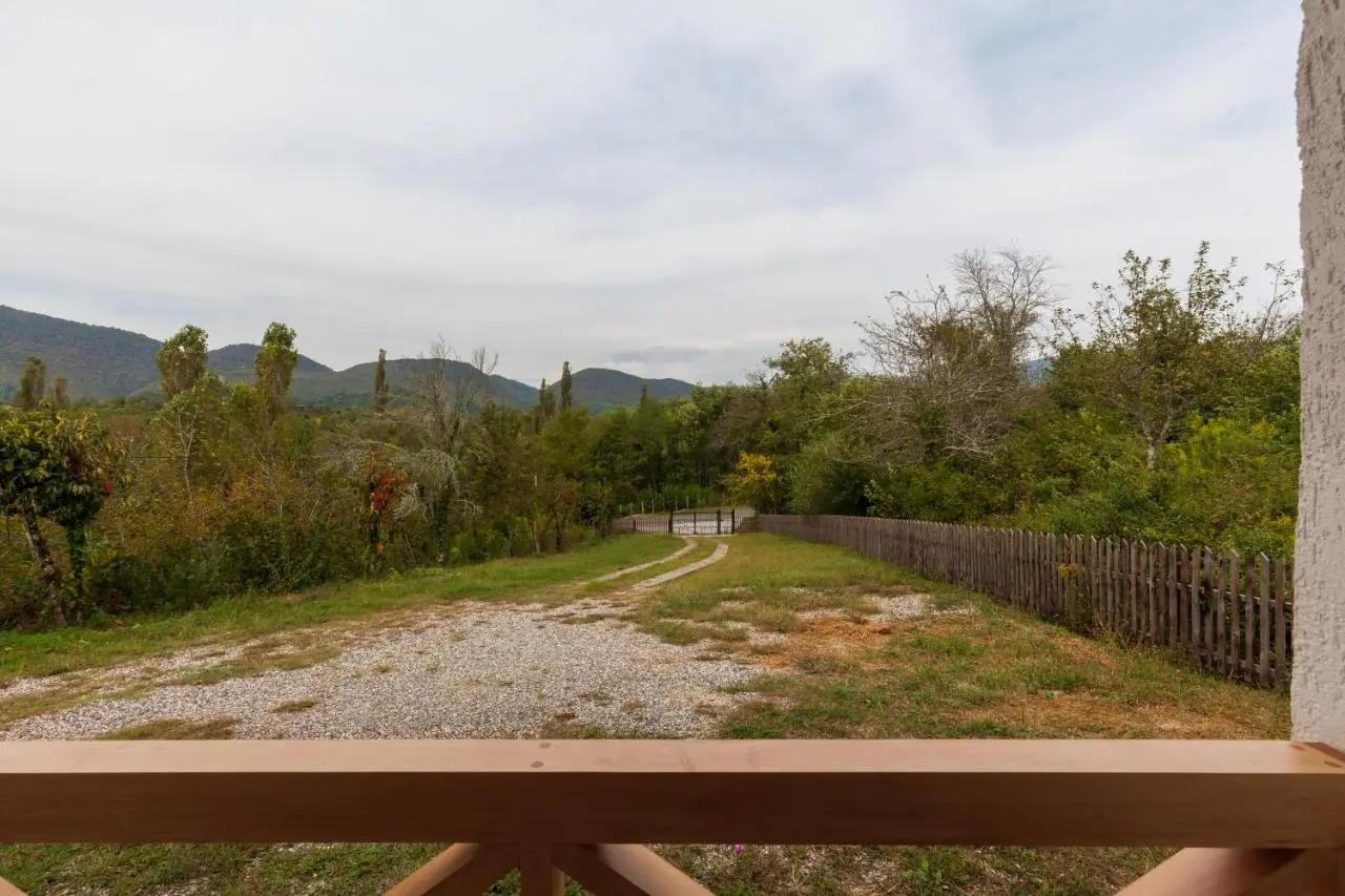Renovated 3-bedroom House in Nature - Iskia Estate