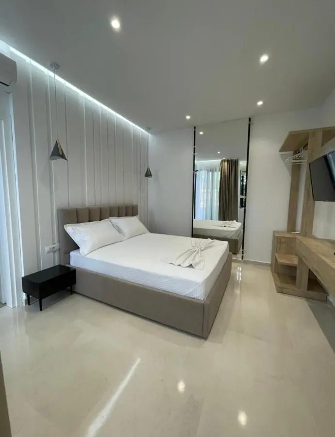 Villa Xhefri 2