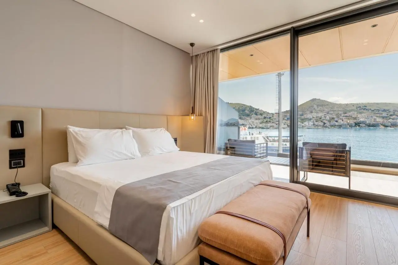 AlYACHT Premium Hotel