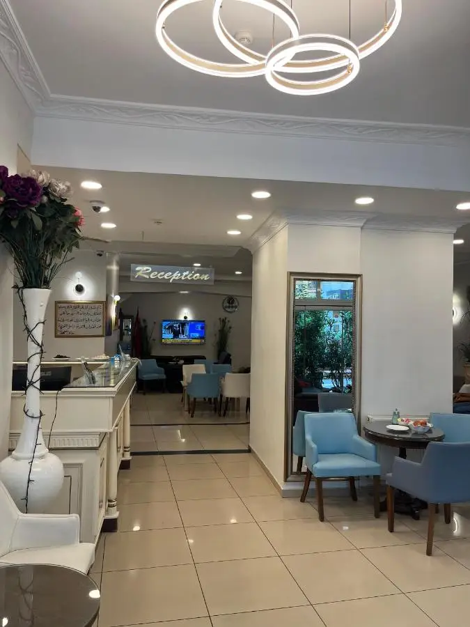 Adil Konak Hotel