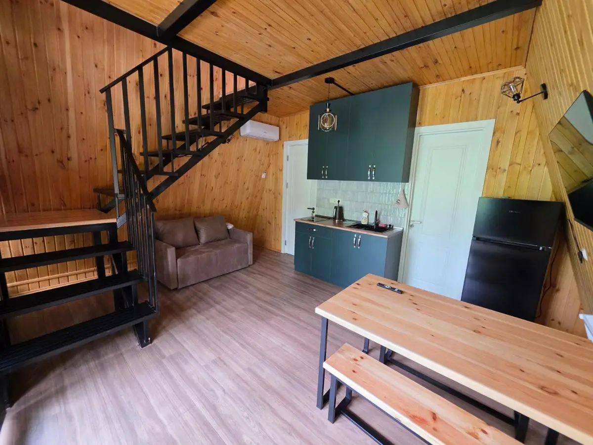 Diamond Cottages