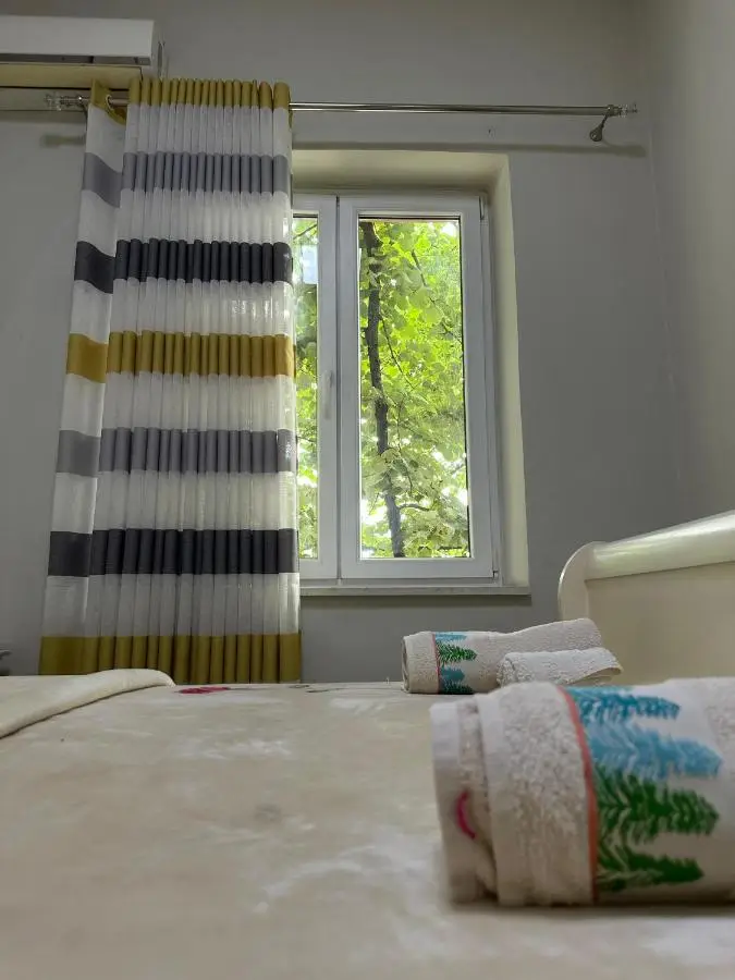 Kelly's Cozy Hideaway - Central Tirana