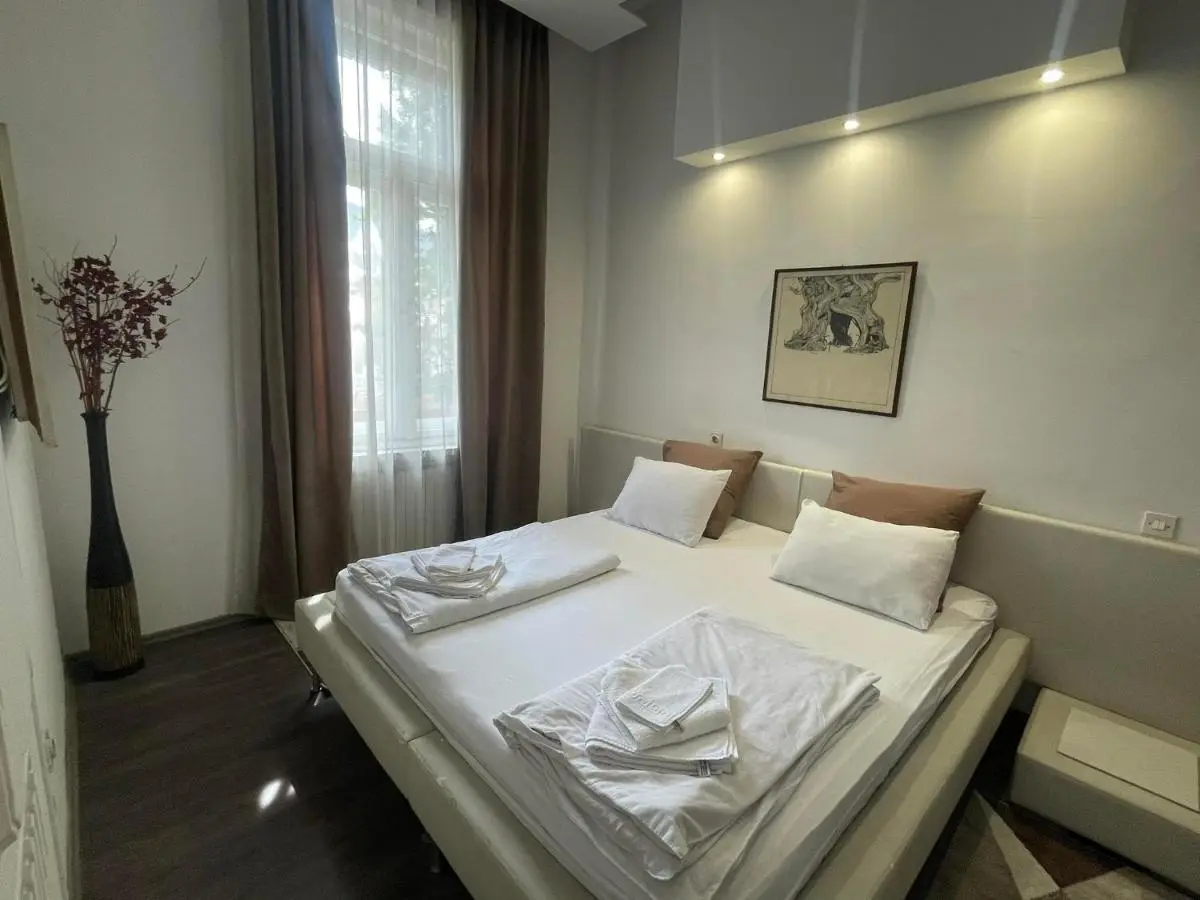 Apartment Romana