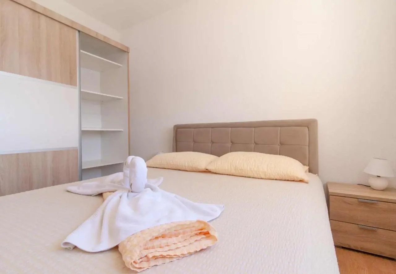 Villa Raguž sa Privatnom plažom i Garažom