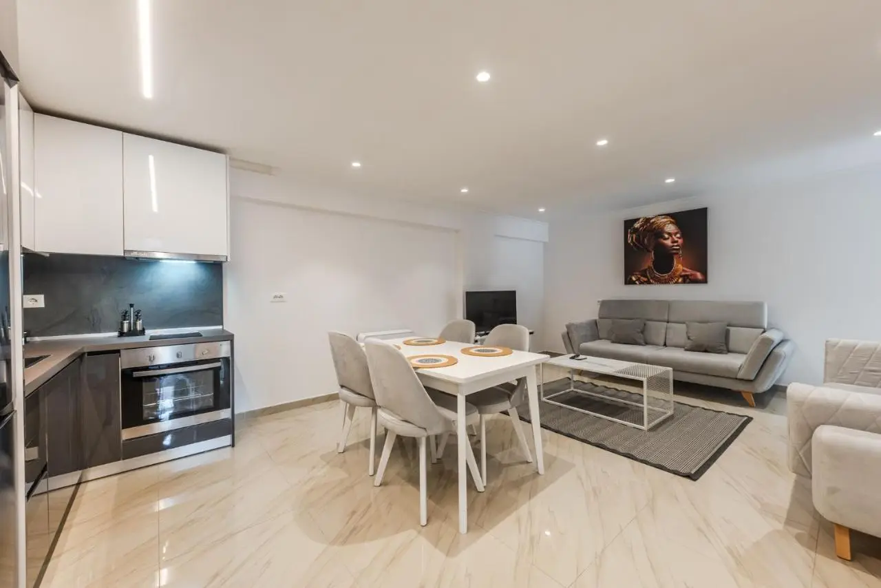 Mumba Apartments by Kondo Stays