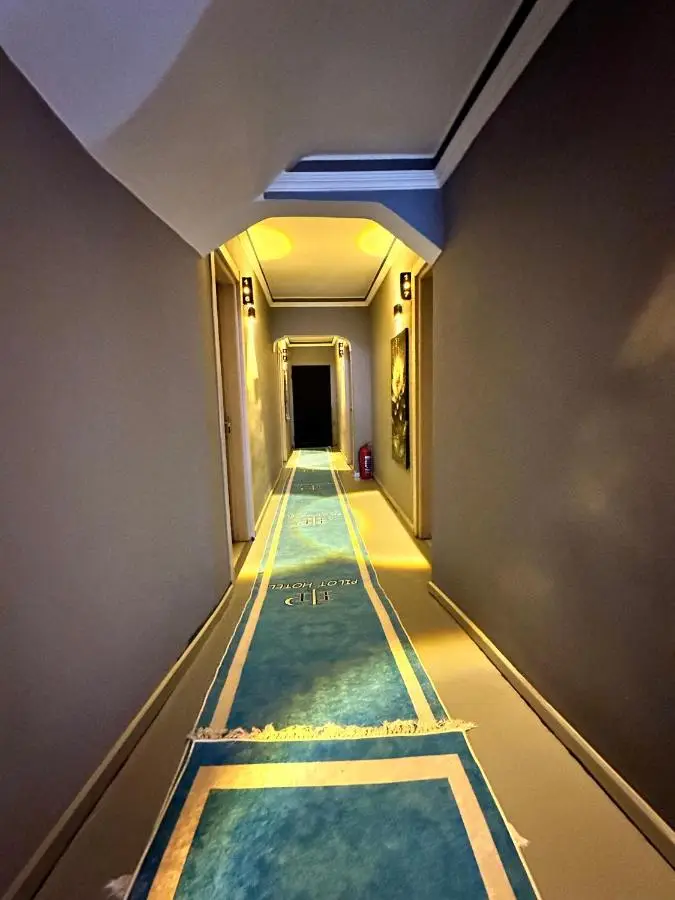 pilot hotel