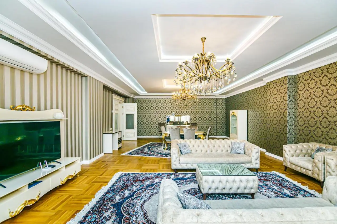 City Centre apartment on Nizami