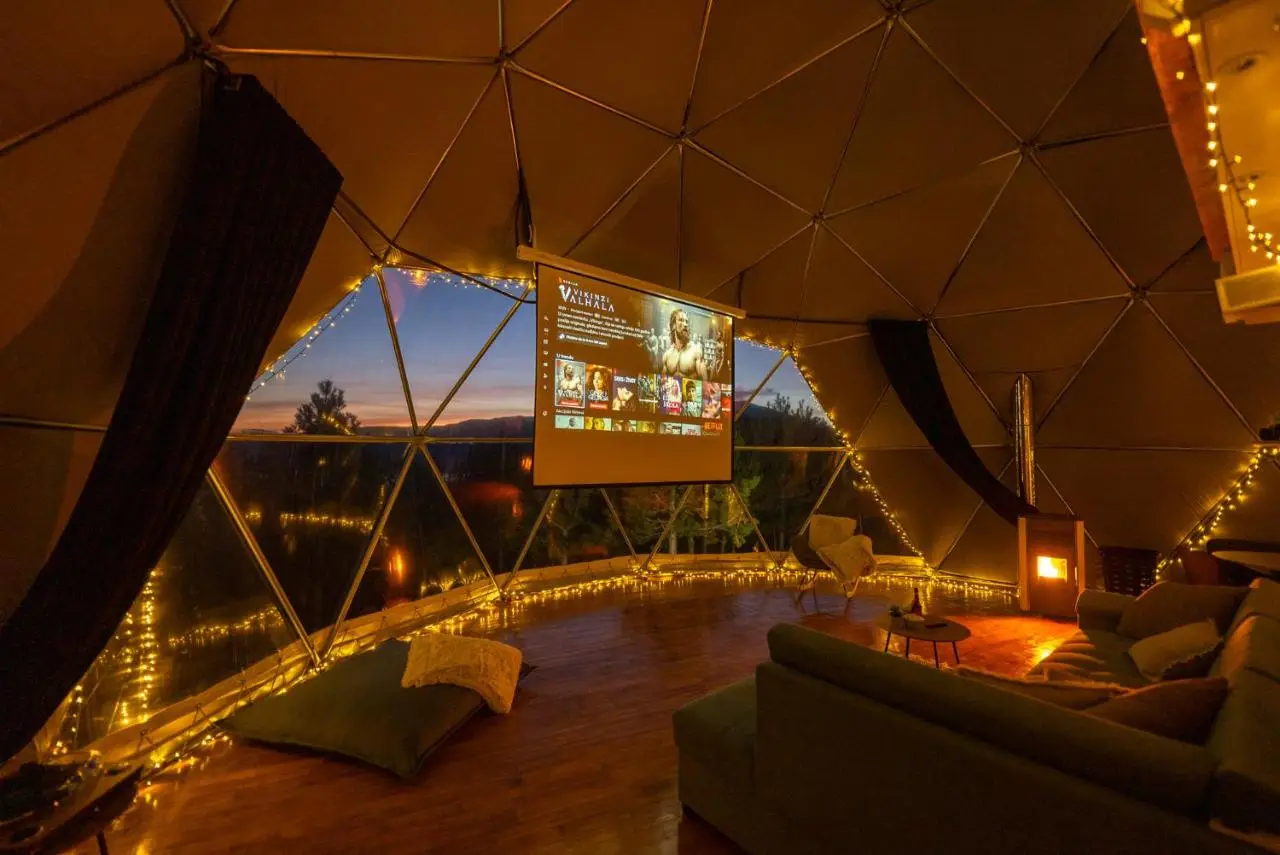 Continental Adventure Resort - Mountain Escape & Glamping