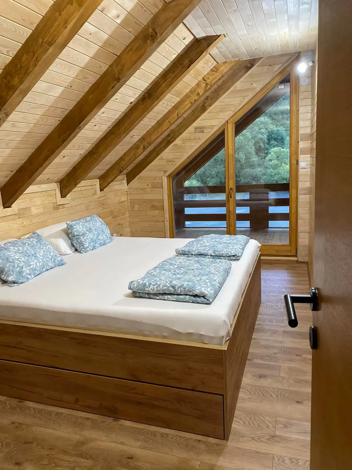 River Cabin "Ana"