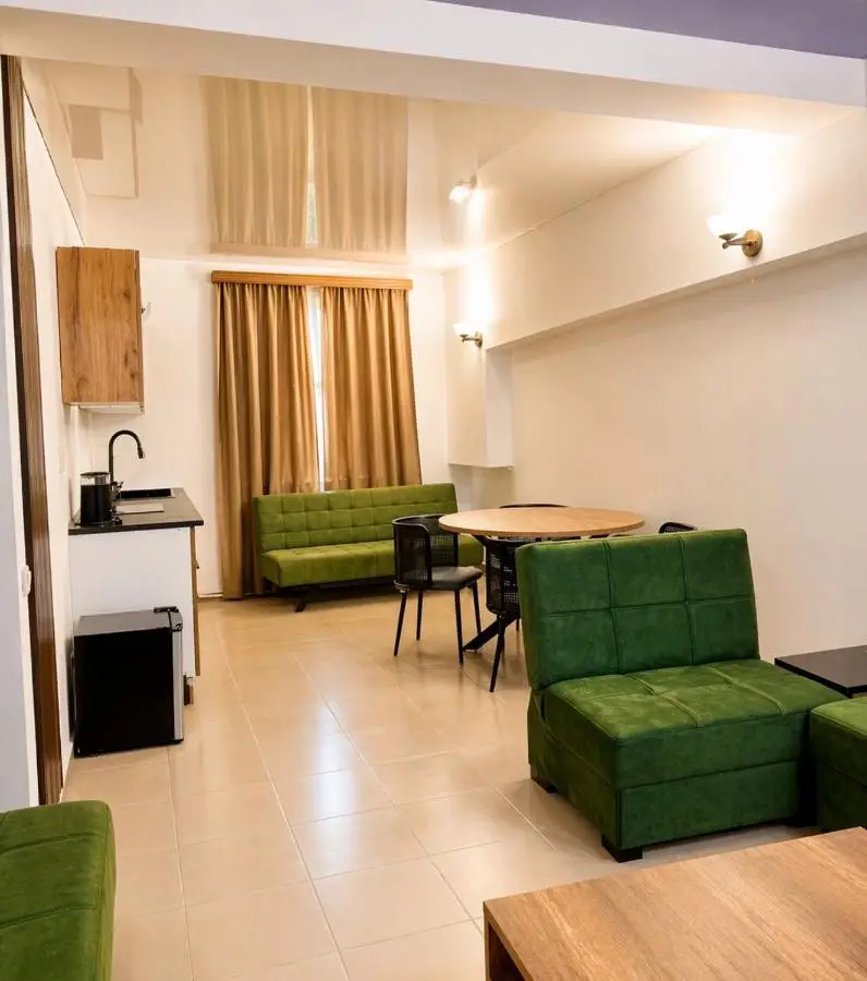 Vernisa Hotel