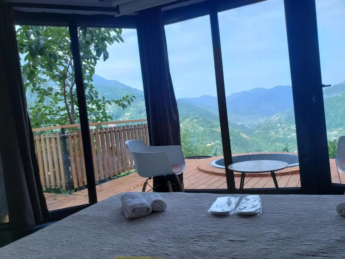 Ajara Glamping Kokotauri