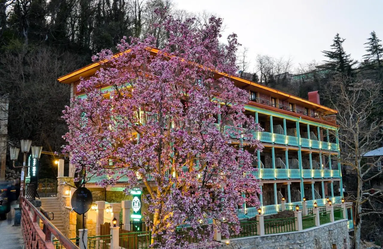 hotel Magnolia in the city centre