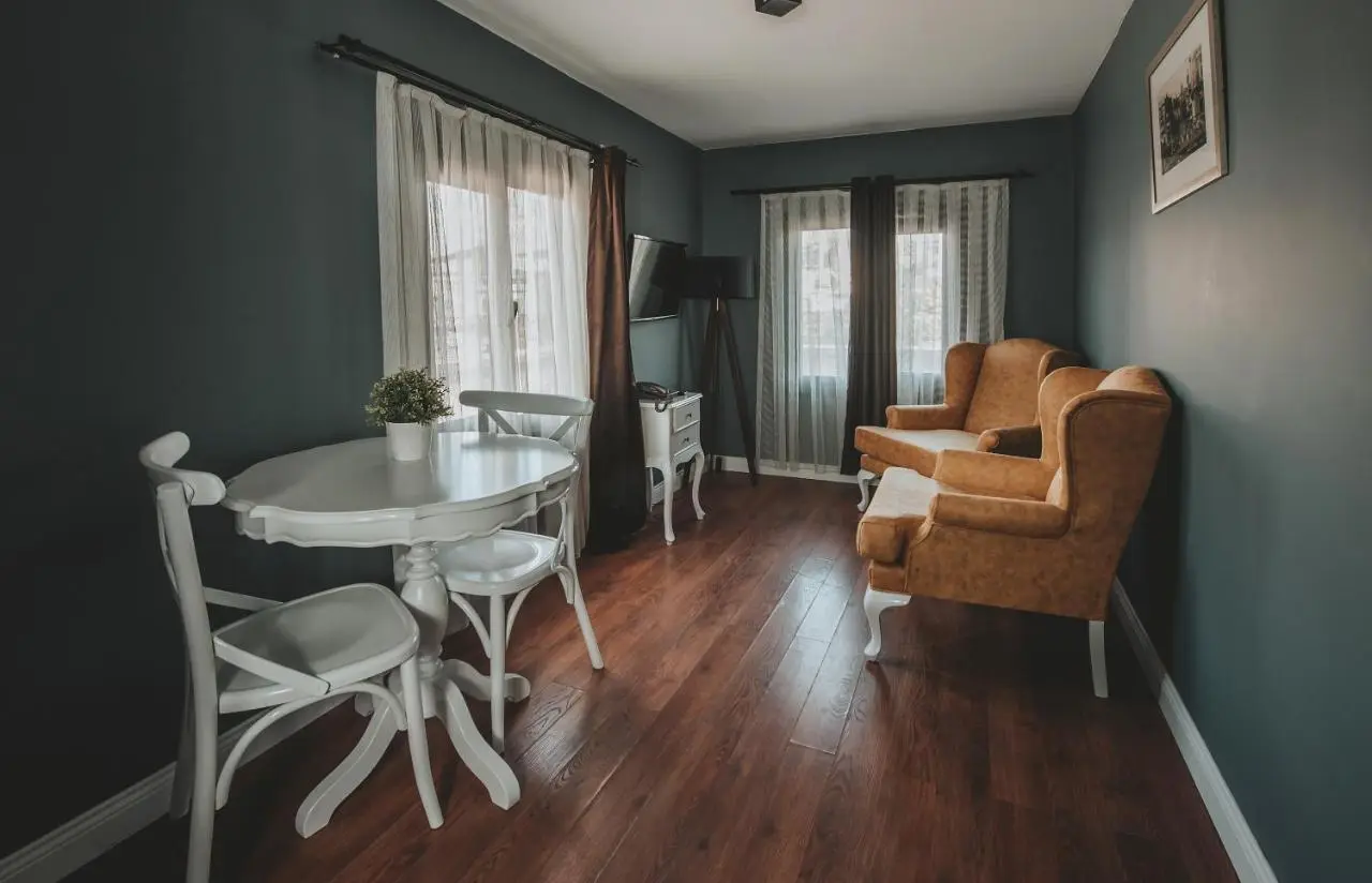 Selvese Suites, Serviced Living in Galata
