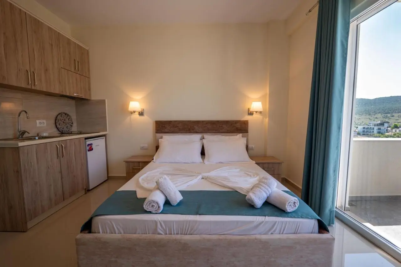Golden Hotel