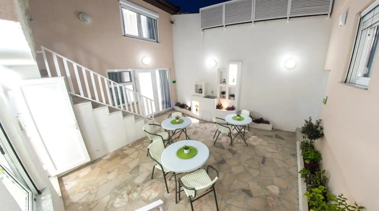Five Rivers Rooms