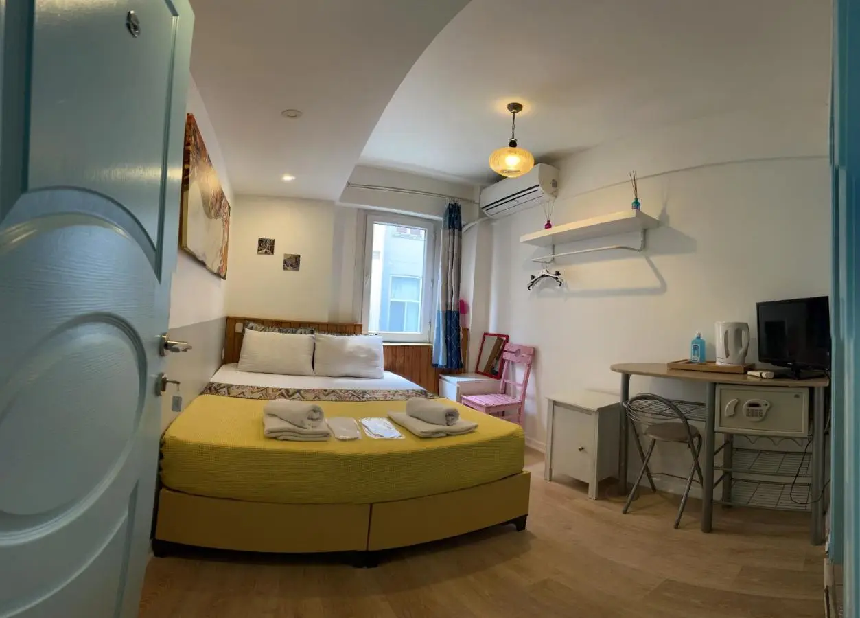 Rodin Hostel