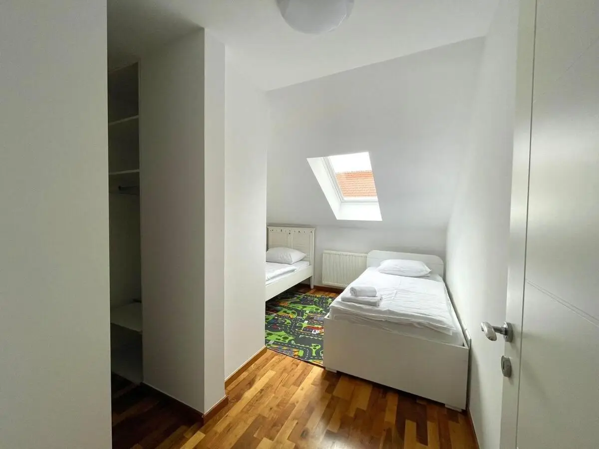 Engadin Beautiful 2BDR Apt