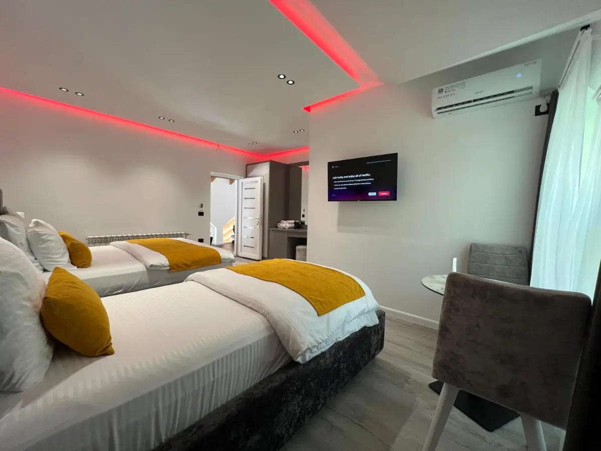 Breezy Hotel