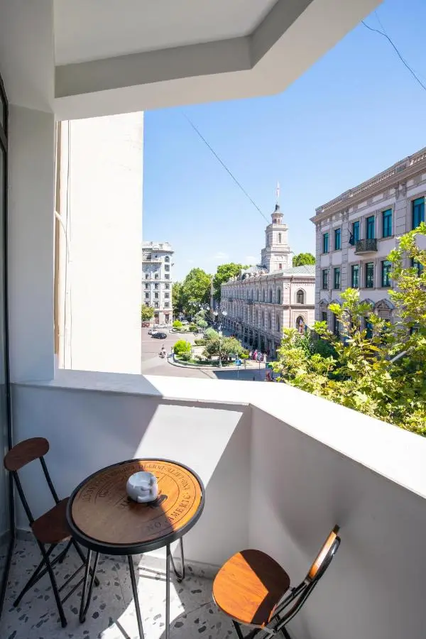 Luxury Sweet Home 4 at Freedom Square